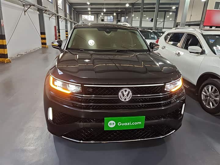 Фото 3 - Volkswagen Tavendor