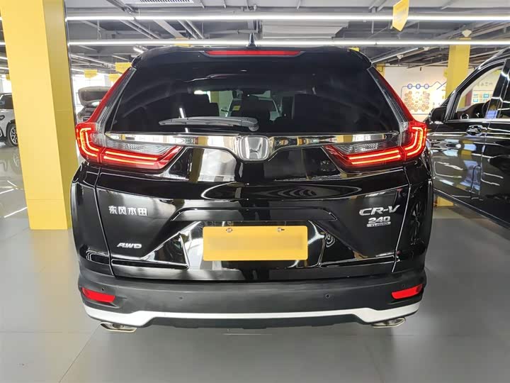 Фото 6 - Honda CR-V