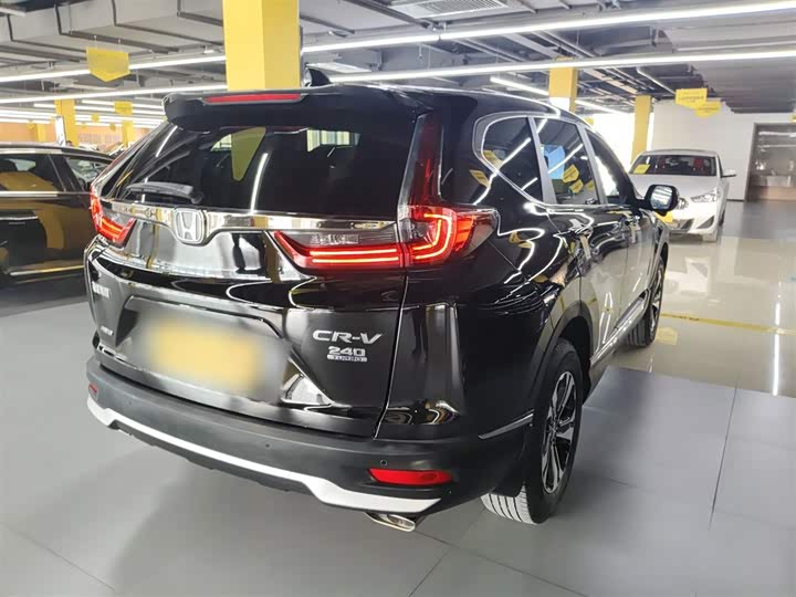 Фото 7 - Honda CR-V