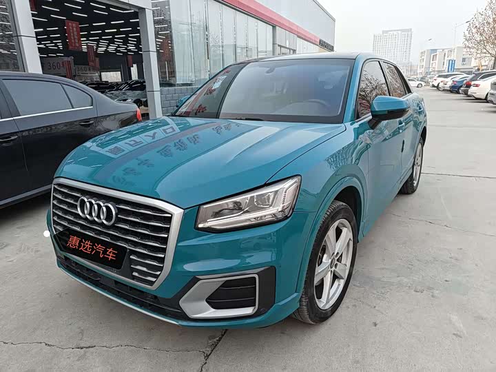 Фото 2 - Audi Q2L