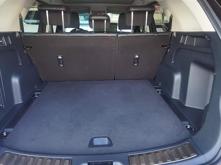 Фото 4 - Land Rover Discovery Sport