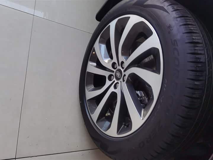 Фото 6 - Land Rover Discovery Sport