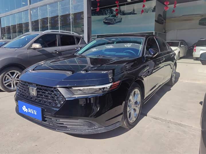 Фото 1 - Honda Accord