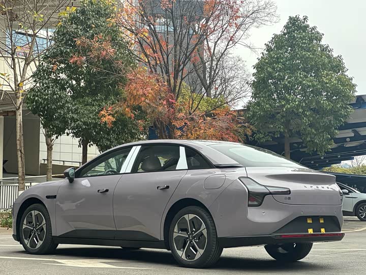 Фото 7 - XPeng Mona M03