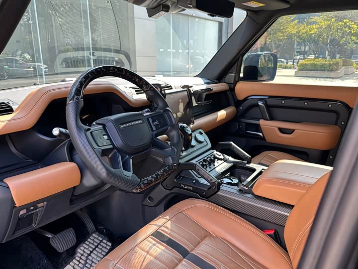 Фото 6 - Land Rover Defender