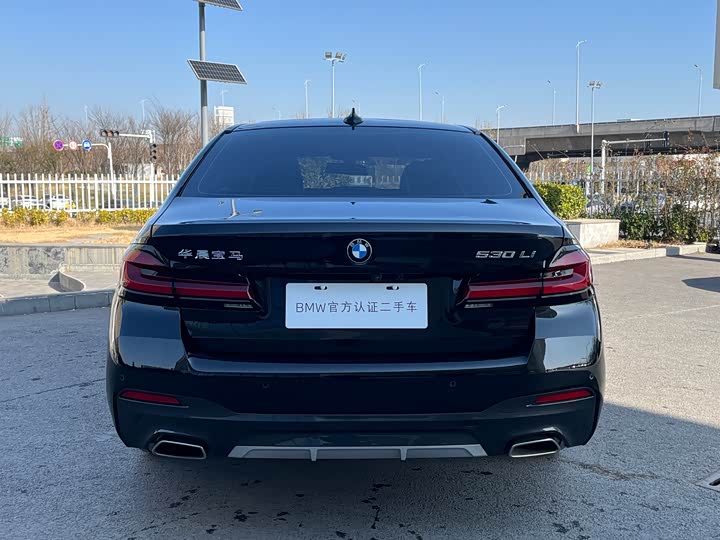 Фото 5 - BMW 5 Series