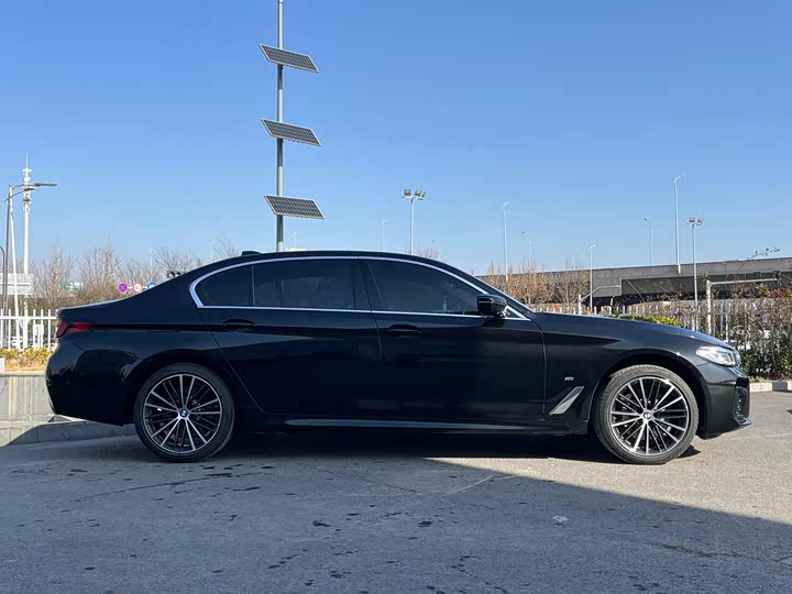 Фото 7 - BMW 5 Series