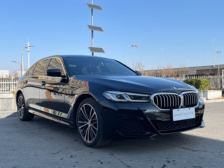 Фото 8 - BMW 5 Series