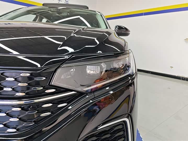 Фото 5 - Volkswagen Passat