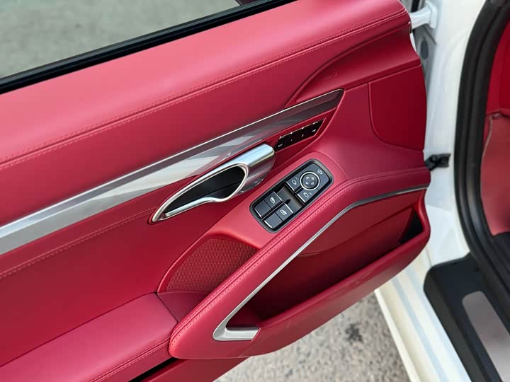 Фото 8 - Porsche 718