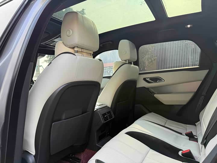 Фото 7 - Land Rover Range Rover Velar