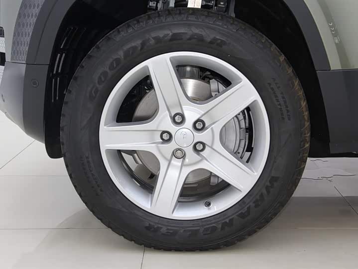 Фото 8 - Land Rover Defender