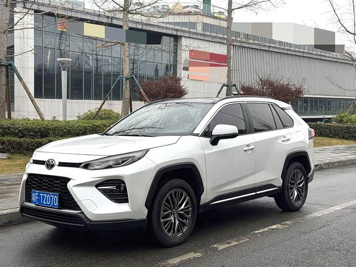 Фото 1 - Toyota Wildlander