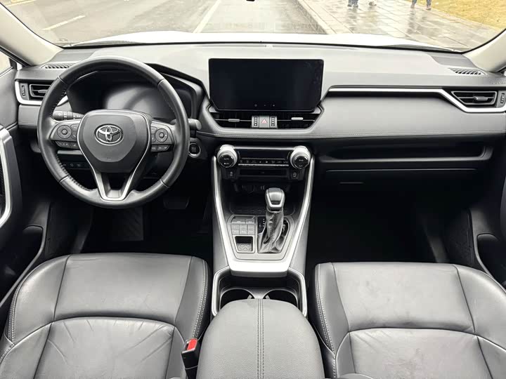 Фото 5 - Toyota Wildlander