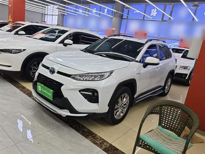 Фото 5 - Toyota Wildlander