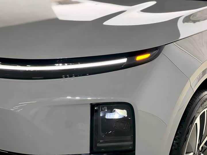 Фото 8 - LiXiang L6