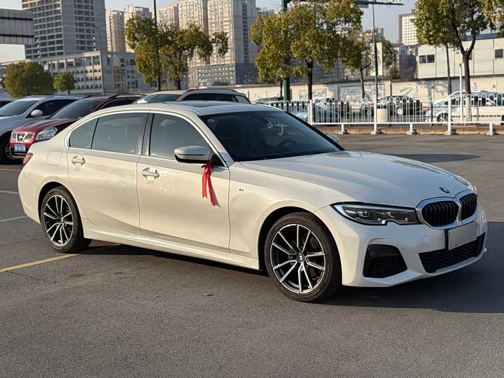 Фото 3 - BMW 3 Series