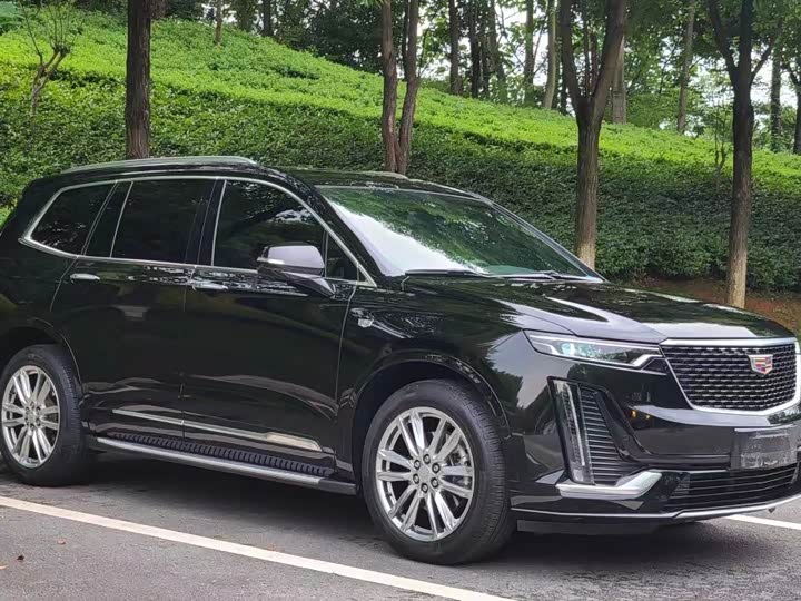 Фото 3 - Cadillac XT6