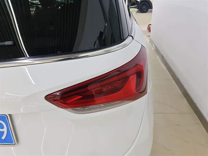 Фото 8 - Buick GL6