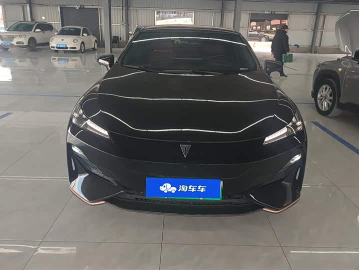 Фото 2 - Changan Deepal SL03