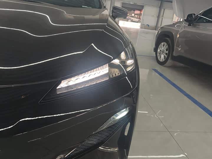 Фото 5 - Changan Deepal SL03