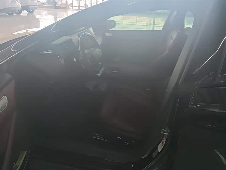 Фото 8 - Changan Deepal SL03