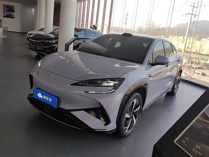 Фото 1 - BYD Sea Lion 07 EV