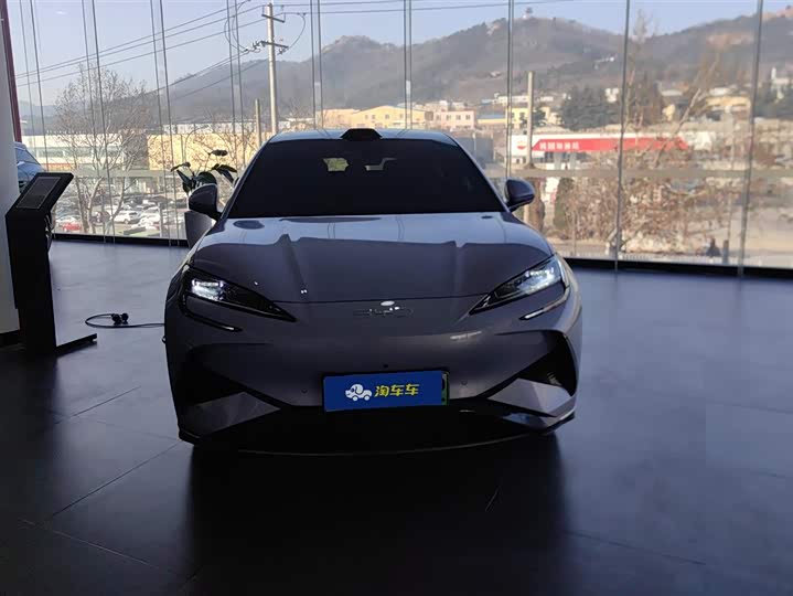 Фото 2 - BYD Sea Lion 07 EV