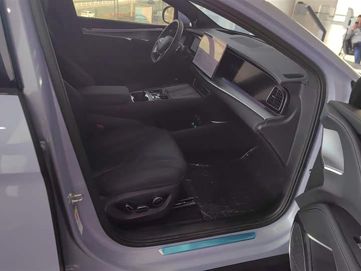 Фото 8 - BYD Sea Lion 07 EV