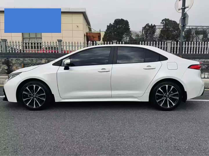 Фото 3 - Toyota Levin