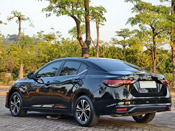 Фото 6 - Nissan Sylphy