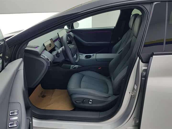 Фото 9 - XPeng F57