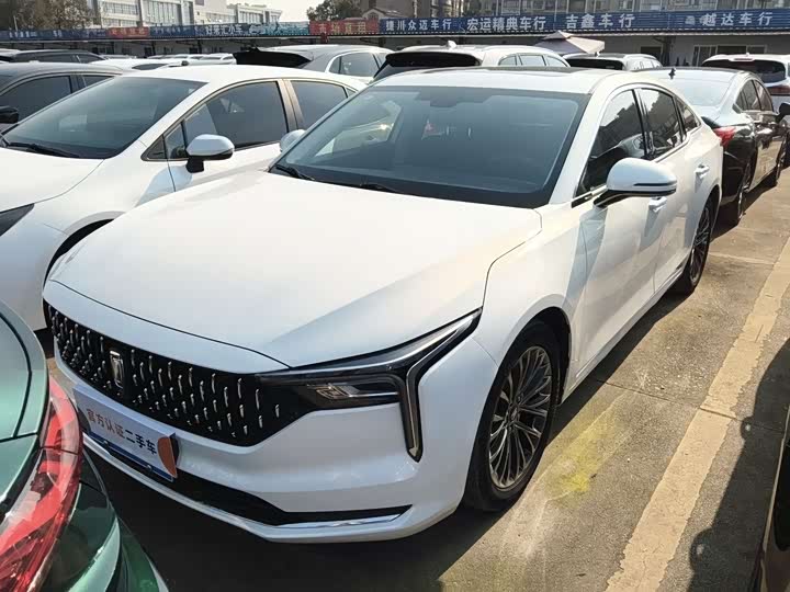 Фото 1 - Bestune B70