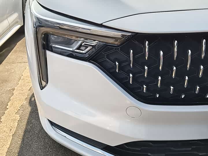 Фото 4 - Bestune B70