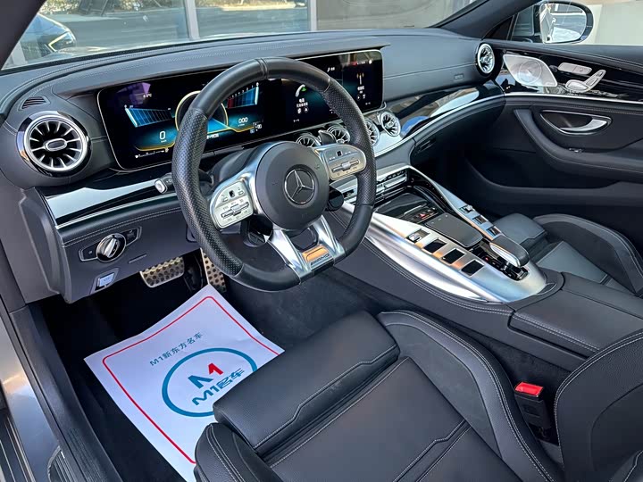 Фото 6 - Mercedes-Benz AMG GT