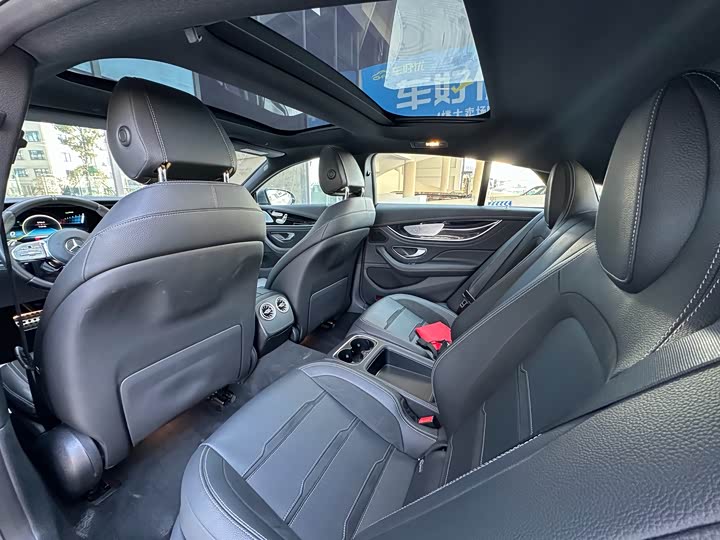 Фото 8 - Mercedes-Benz AMG GT