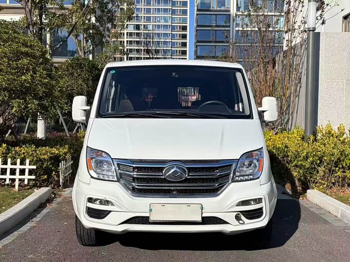 Фото 3 - Maxus V80