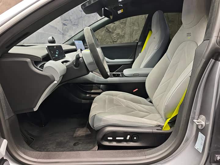 Фото 8 - Nio ET5T