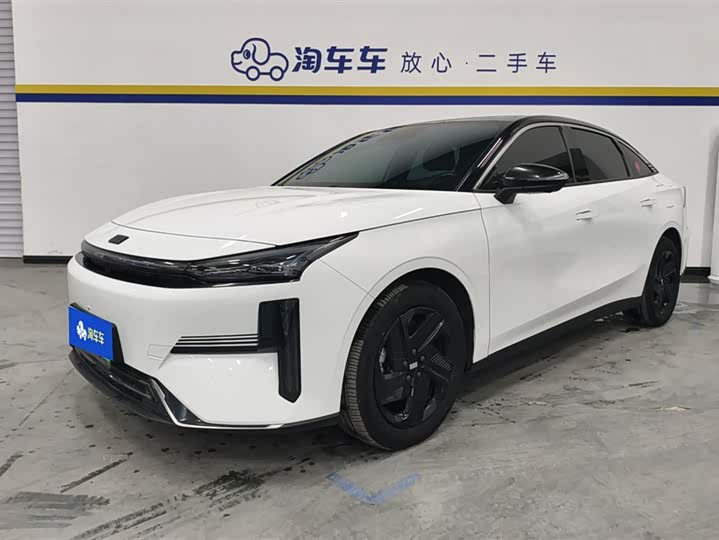 Фото 1 - Geely Galaxy L6