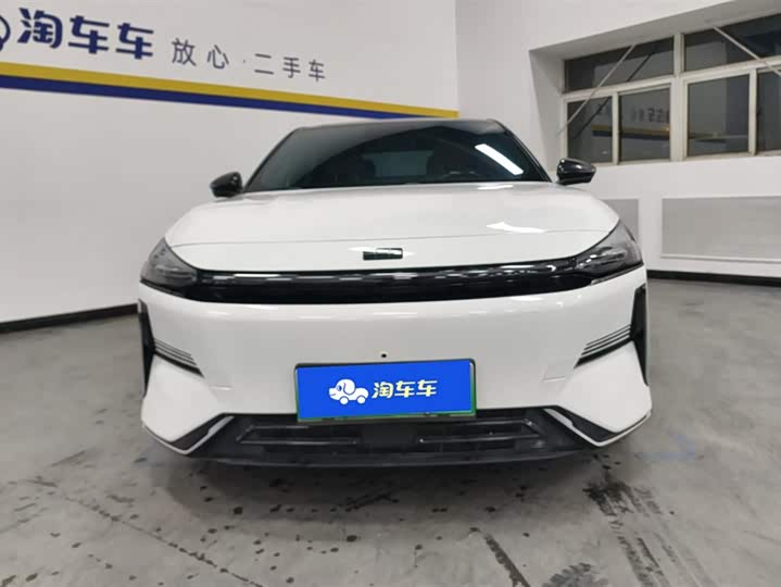 Фото 2 - Geely Galaxy L6