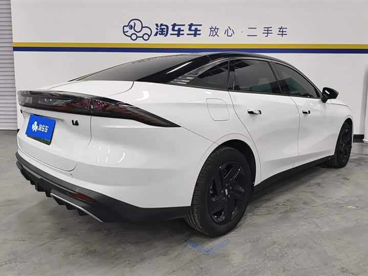 Фото 3 - Geely Galaxy L6