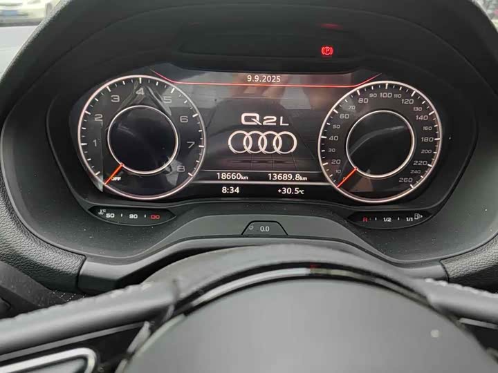 Фото 9 - Audi Q2L