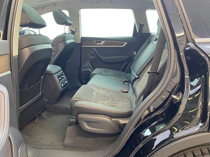 Фото 7 - Hongqi HS7