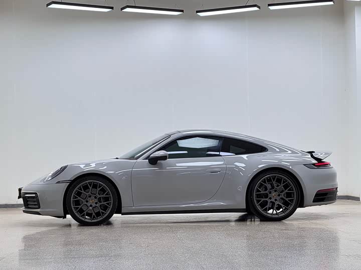 Фото 4 - Porsche 911