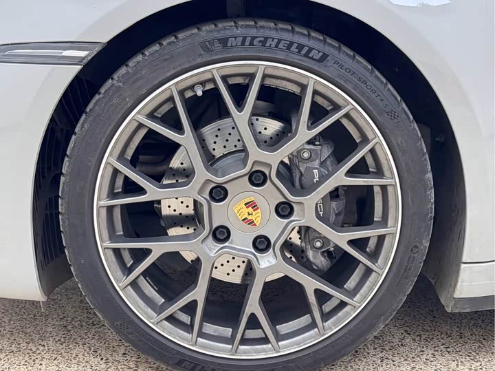 Фото 9 - Porsche 911