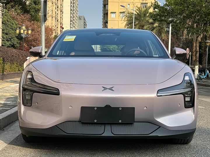 Фото 2 - XPeng Mona M03