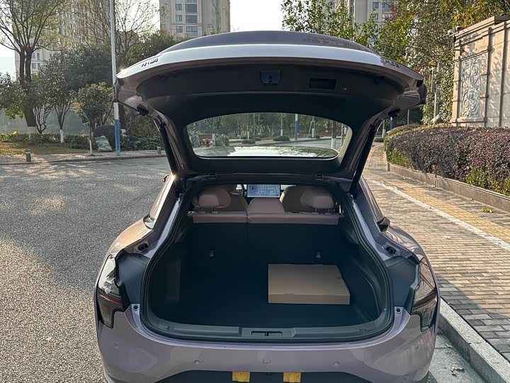 Фото 5 - XPeng Mona M03