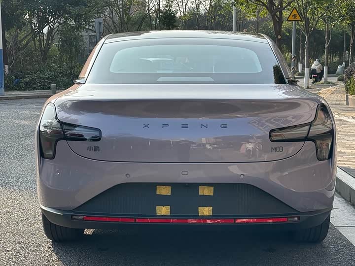 Фото 8 - XPeng Mona M03