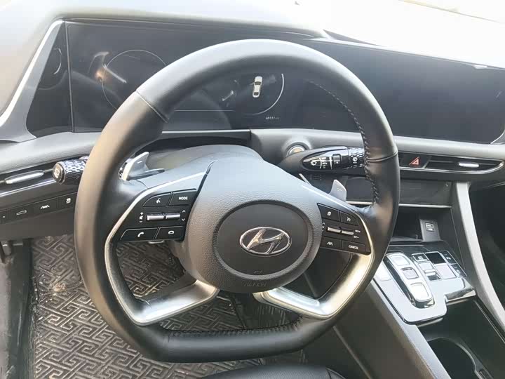Фото 5 - Hyundai Sonata N Line