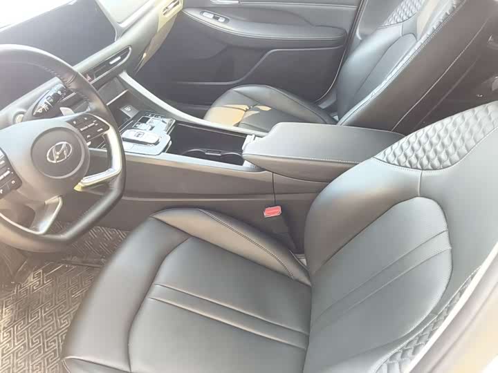 Фото 6 - Hyundai Sonata N Line